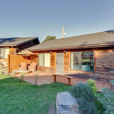 Cozy Central Point Bungalow On Working Winery! Exteriér fotografie