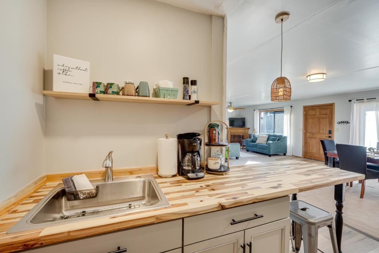 Cozy Central Point Bungalow On Working Winery! Exteriér fotografie